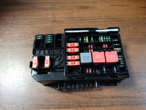 A2239061602 - Ідеальна коробка запобіжників mercedes w232 w223 1