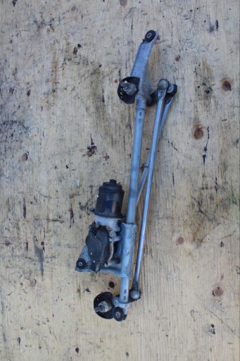 Механизм электродвигателя переднего дворника subaru impreza ii gd eu