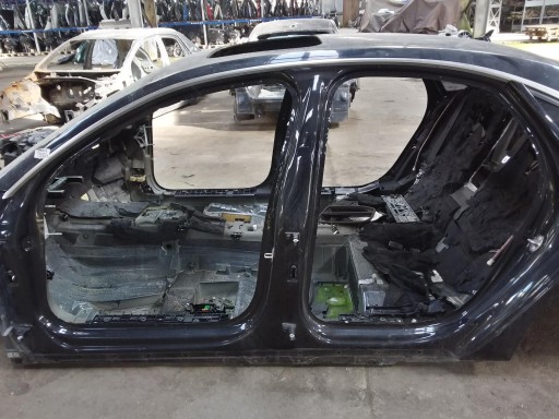 AUDI A8 S8 D4 порог левая стойка LZ9Y