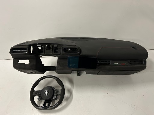 dashboard instrument panel console support steering wheel, Air Bag airbags Maserati MC20