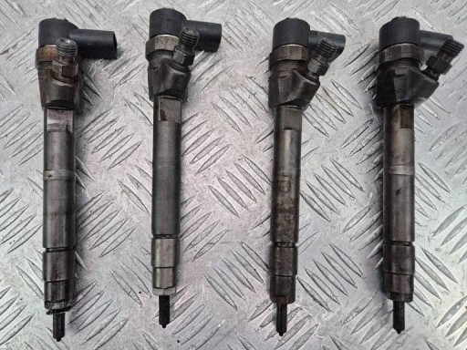 Komplet wtryskiwaczy Mercedes C220 CDI W203 A6460700787 646.963