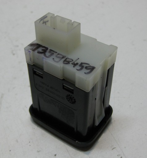 OPEL ASTRA K V KOMBI adapter PORT USB 13598459