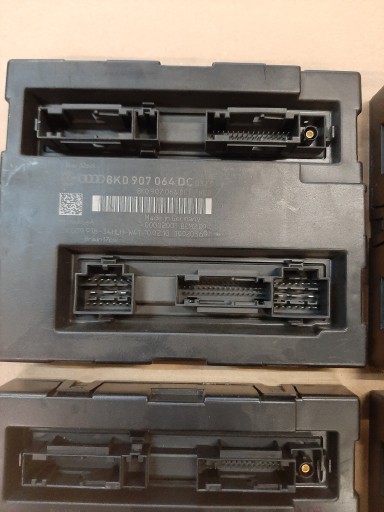 AUDI A4 B8 A5 8T Module Unité de contrôle KOMFORTU 8K0907064DC
