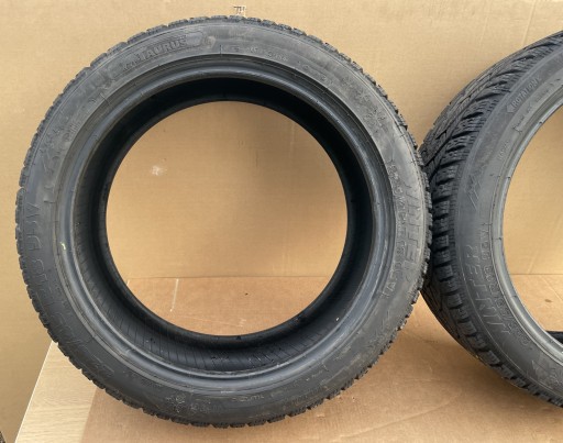 Caoutchouc 225/45/18 TAURUS ZIMA 2023 ROK 5,5 MM IDEAL