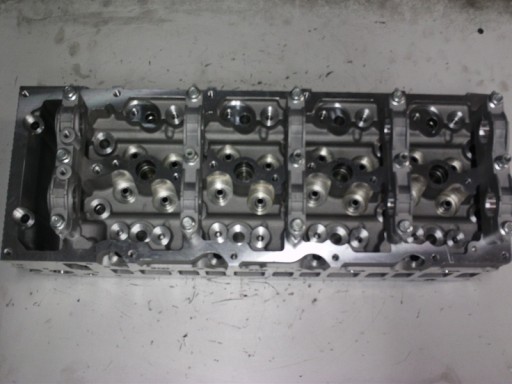 Головка двигуна Mitsubishi 3.0 DID 4M42 C.R НОВИЙ