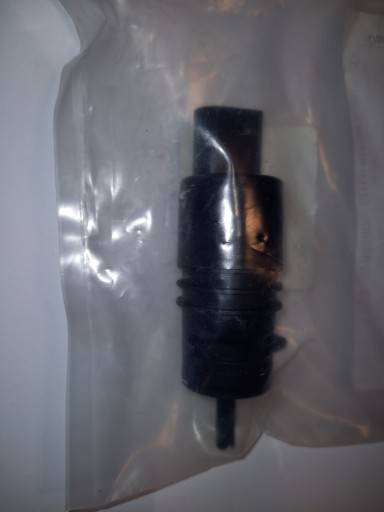 8260A109 - MITSUBISHI LANCER EVO ОМЫВАТЕЛЬ ДВИГАТЕЛЯ OEM