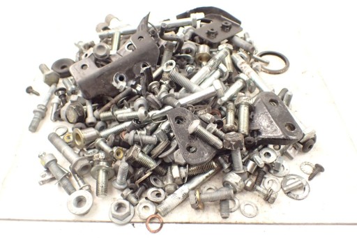 137588-1111 - Piaggio MP3 500 14-винты с разборкой