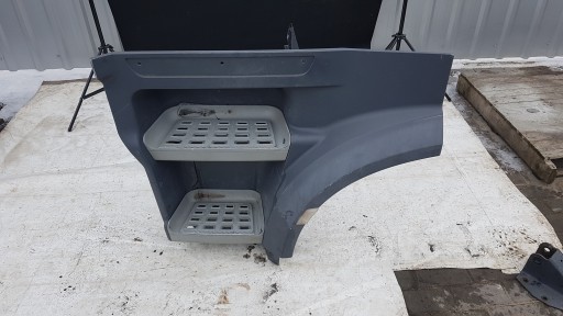 ПОДОВЖУВАЧ СТУПЕНІ КАБІНИ ПРАВИЙ DAF XF 106