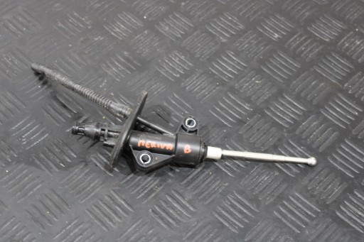 pump of the clutch 55565462 OPEL MERIVA B LIFT 1.6 CDTI