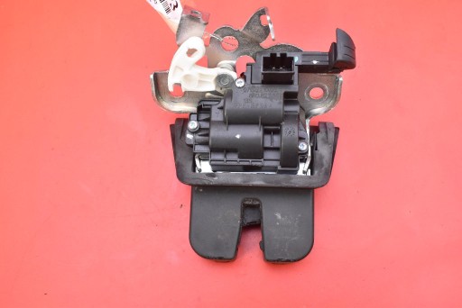 lock bonnet rear part boot 8R0827505 AUDI Q5 8R 08-12