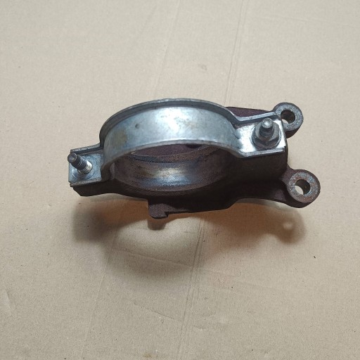 Ford Fiesta MK7 1.5 diesel 2016 Poignée Support Support plaque Demi axe 2S613K305AF