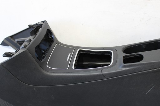mitteltunnel mitte armlehne MERCEDES B-klasse W246 LIFT 1.5 CDI