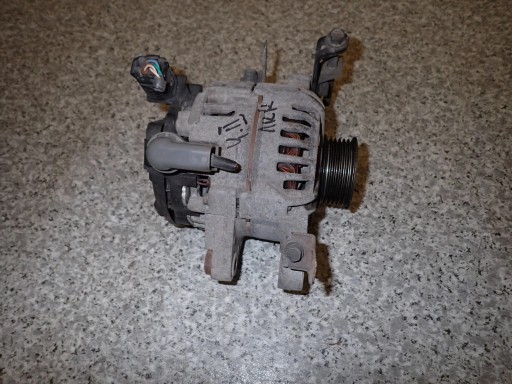 Toyota yaris ii 1.0 benz 1kr 06-09 генератор