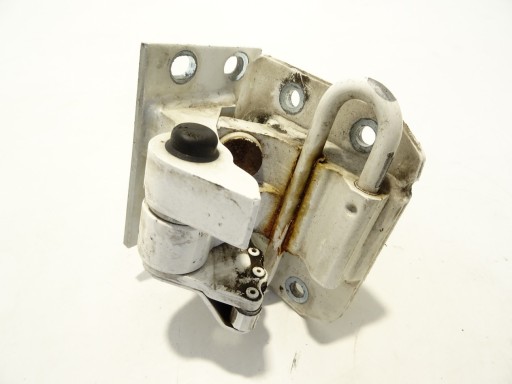 ВЕРХНЯ ДВЕРНА ПЕТЛЯ MAN TGX І 06-22