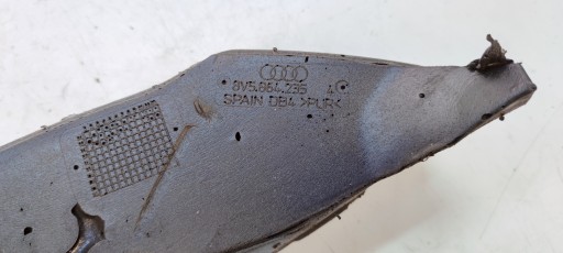hangszigetelő sárvédöt bal AUDI A3 8V SEDAN 8V5864235