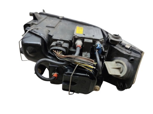 Feux phare REFLEKTOR Gauche Avant AUDI A6 C5 LIFT (2001-2005) EUROPA