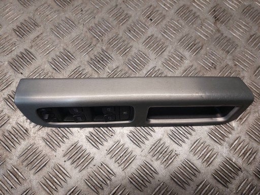 window control switch left front VOLVO V50 and 30658444 8679666