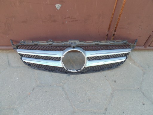 Гриль манекен Mecedes C Клас W205 хром на камеру