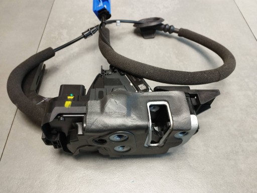 Volkswagen Amarok II 2023 lock door left rear part N1WAE26413GE