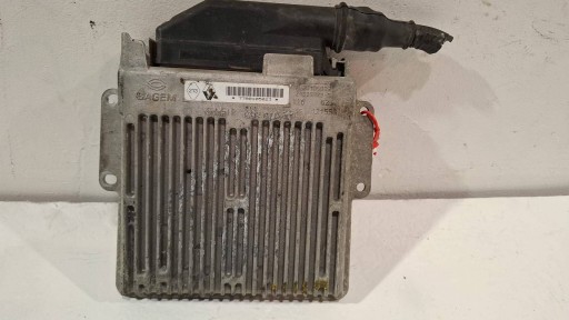 control unit of the engine computer 7700105023 Renault Twingo 1.2