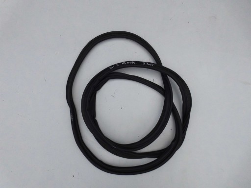 5F3827705B - ПРОКЛАДКА КРЫШКИ БАГАЖНИКА SEAT LEON III 5F 3 ДВЕРИ