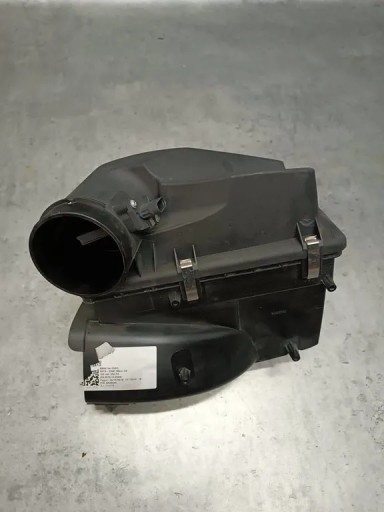 72423104 - BMW G20 корпус воздушного фильтра