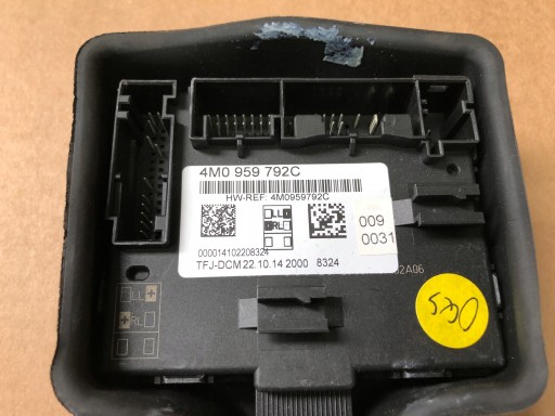 AUDI A4 A5 Q7 control unit module door 4M0959792C