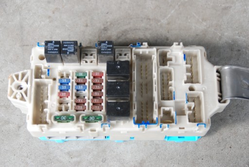 КОРОБКА-МОДУЛЬ BSI 8637A5 MITSUBISHI PAJERO IV 3.2