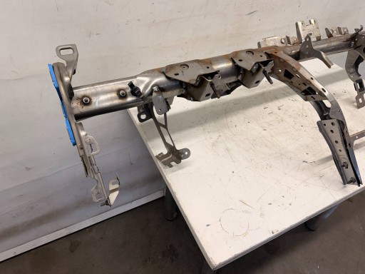 Renault Megane IV support du tableau de bord 678708722R
