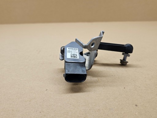 sensor of the level of lights right front VOLVO S90 V60 V90 CC XC60 XC90