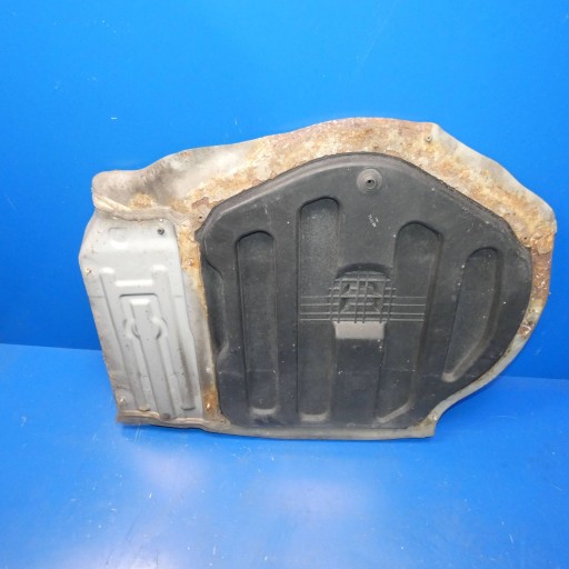 MERCEDES CLS W218 sedan sump cover boot floor well