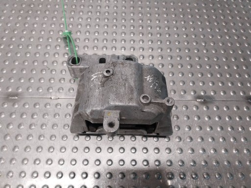 holder engine mount 1K0199262AF A3 8P GOLF V TOURAN and CADDY III 2.0TDI