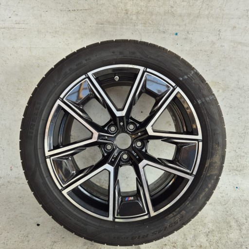 PIRELLI P ZERO 255/45R18 gomma LETNIA 18"