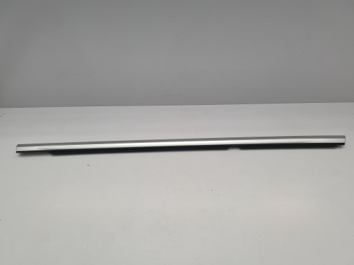 НАКЛАДКА ДВЕРНАЯ ПРАВАЯ ПРАВАЯ MERCEDES EQC A2937302728