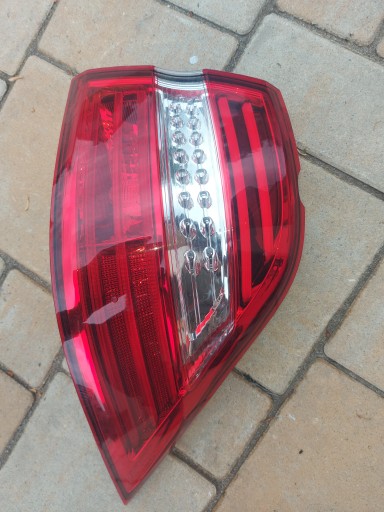Mercedes W166 R2013 Задняя правая светодиодная лампа 1669063201