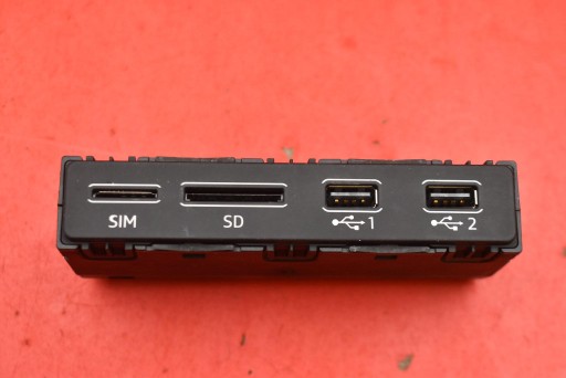 PANEL Kartenleser SIM SD GNIAZDA USB 4N0035736A AUDI E-TRON 55 18-21