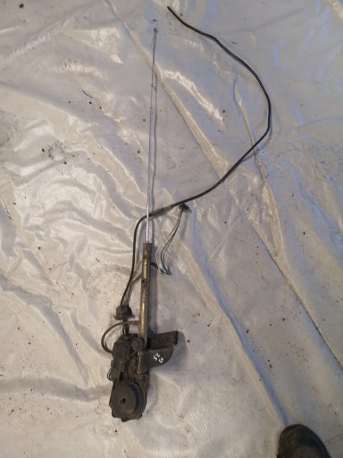 JEEP CHEROKEE XJ РАДИОАНТЕННА