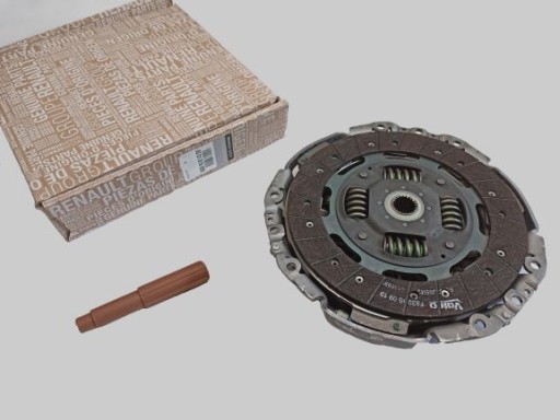 Оригинал! Сцепление в комплекте R MasterII 8201516550