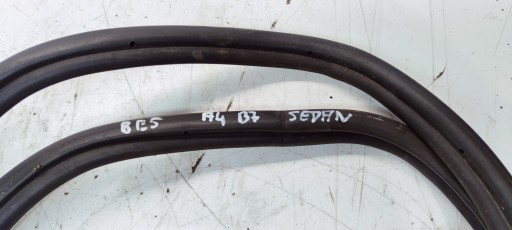 gasket bonnet boot AUDI A4 B7 sedan 8E5827705