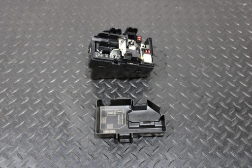 Boîte Module fusibles 37553-G2100 KIA NIRO 1 et 16-18