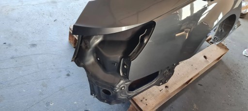 A4 B9 8W S4 čtvrtka boční pravá pravý záď zadní KOMBI LX7R