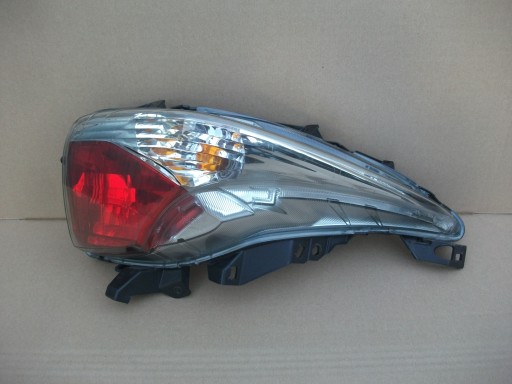 HONDA SWT 400 SW - T ЗАДНИЙ ПРАВЫЙ ФОНАРЬ