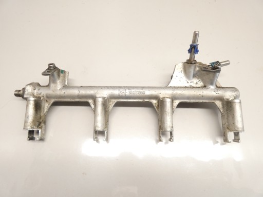 injection ramp OPEL VECTRA C SIGNUM 2.2 16 Z22YH 02-08 55351030