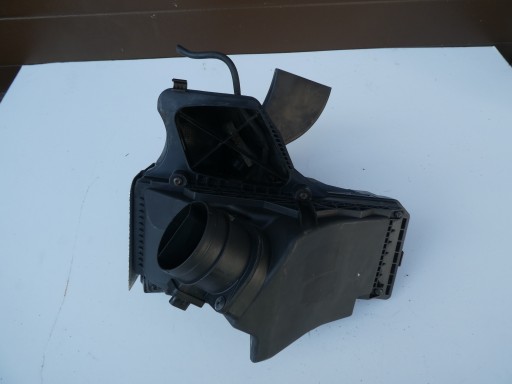 AUDI 2.0 TDI Gehäuse filter luft 8K0133835AR