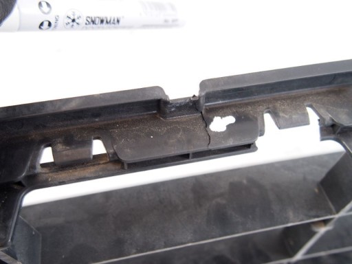 Volkswagen Passat B8 Highline moulding chrom grille VW
