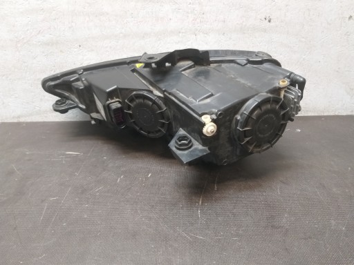 LIGHT FRONT RIGHT AUDI A3 XENON LED 13-16 8V0941006