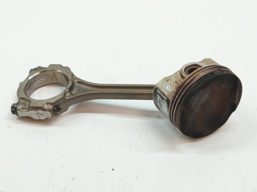 piston connecting rod 1.33 16V VVTI 1NR Toyota Yaris II (2005-2011)