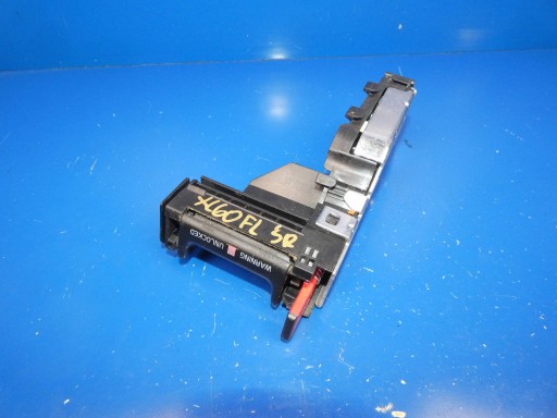 VOLVO XC60 and lock ZATRZASK OPARCIA KANAPY central rear part