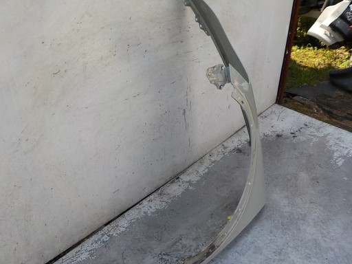590 VOLVO C30 LIFT fender left front front