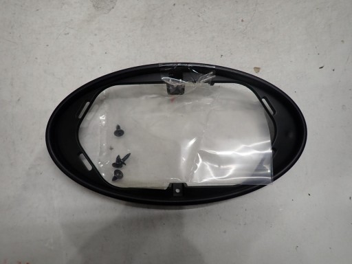 TELAIO SOTTO EMBLEMAT HYUNDAI I30 III LIFT 2020- 86352-G4750